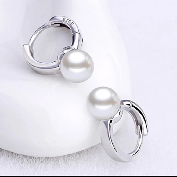 Jewelry - Sterling Silver 925 Faux Pearl Earrings